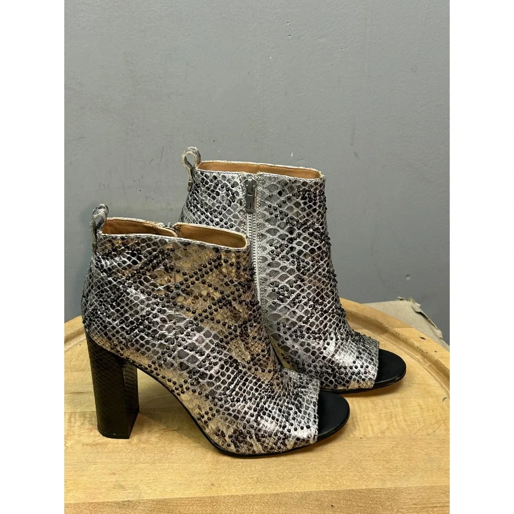 Calvin Klein Jules Booties Women 9.5 Silver Metallic Snakeskin Beaded Peep Toe